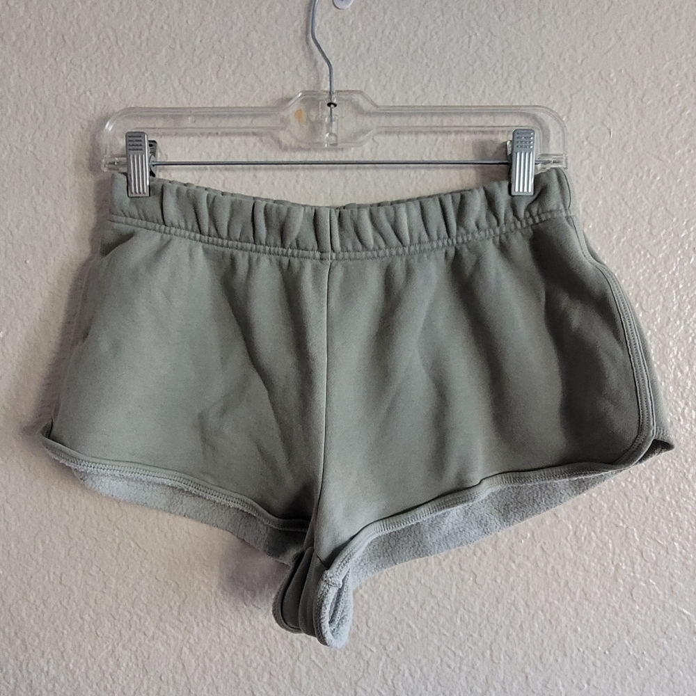 TNA cozyAF fleece shorts size small
